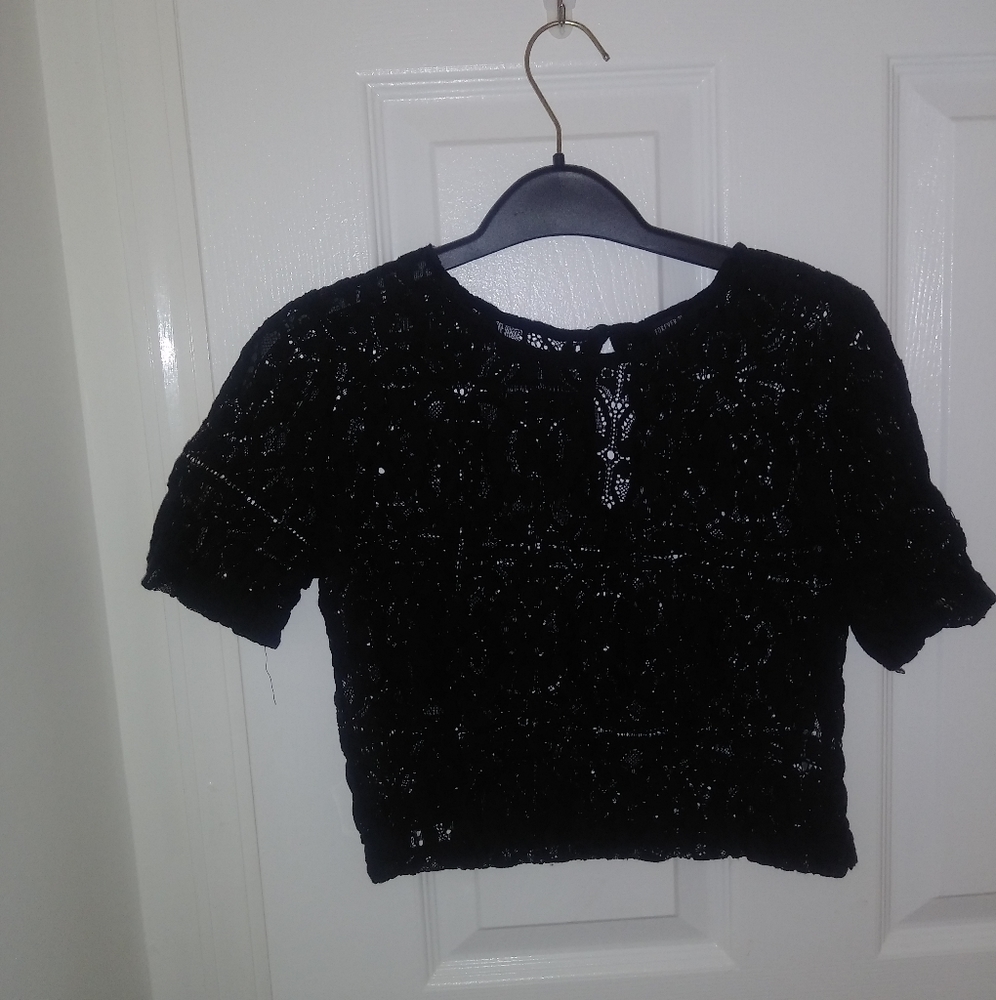 Crop top